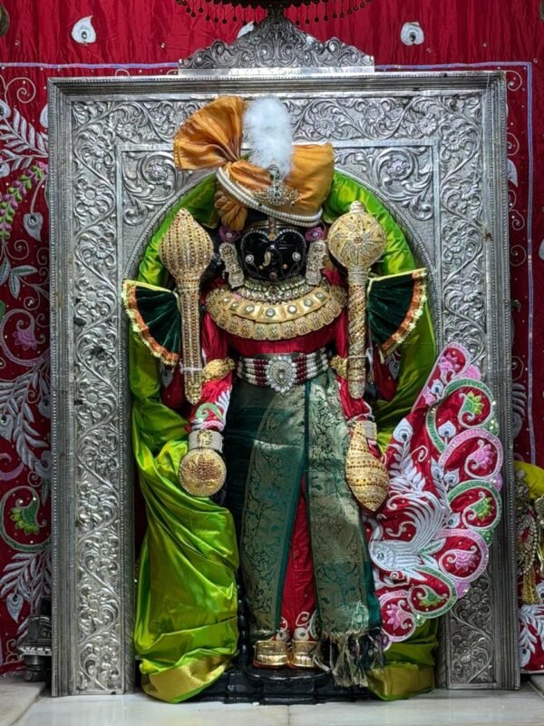Premium Green & Red Royal Bhagwan Ji Poshak with Designer Pagdi